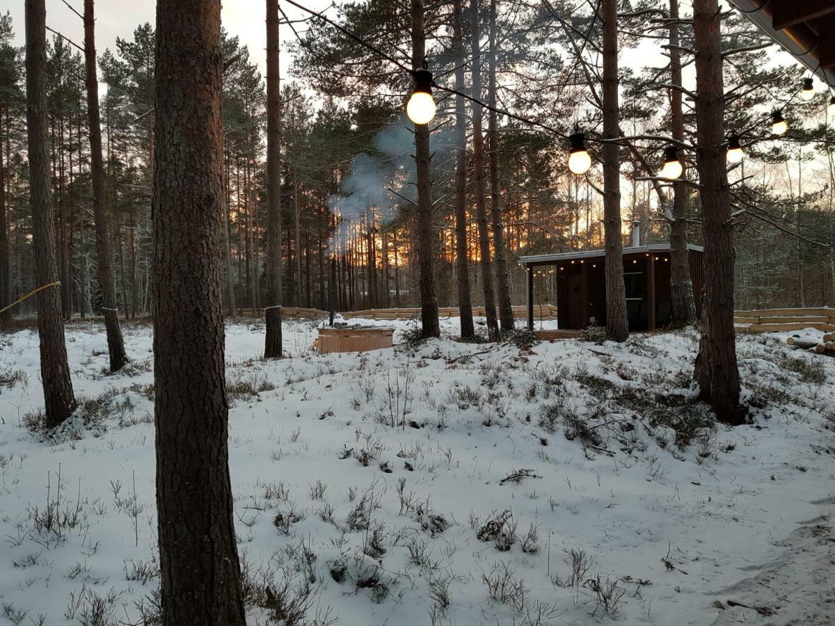 Villa Ceribu Liedags à Mērsrags Extérieur photo